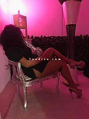 Caserta: Incontro piccante con una bruna naturale di 21 anni