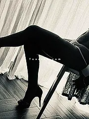 Fascino intrigante a Torino: Eleganza e Piacere in un'Atmosfera Unica di Massima Discrezione