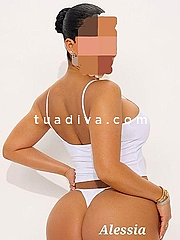 Alessia italiana,zona Corso Francia, prenota il tuo trattamento personalizzato.
