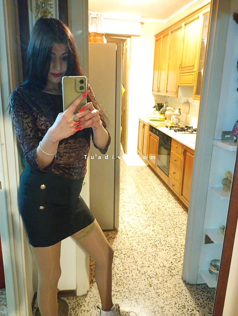 Bellissima massaggiatrice #3