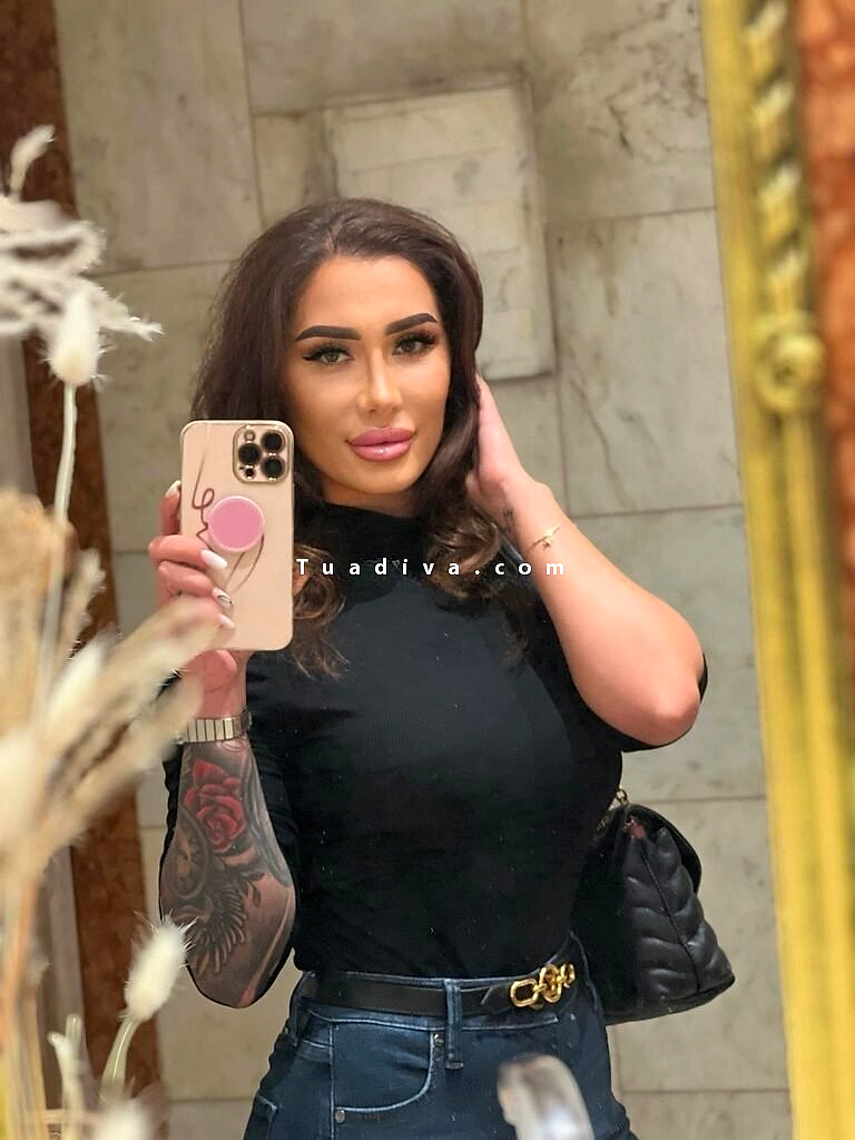 CLAUDIA #1