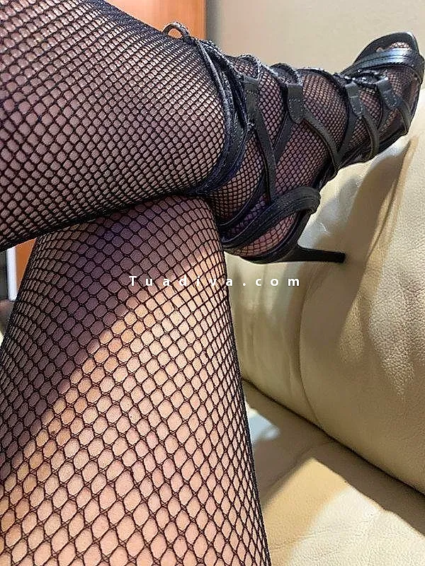 Rosso Passione a Torino: Curvy e Naturale, Incontri Indimenticabili #2