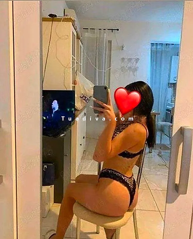 Venezuelana Curvosa Offre Massaggi Erotici e Role Play a Roma #1