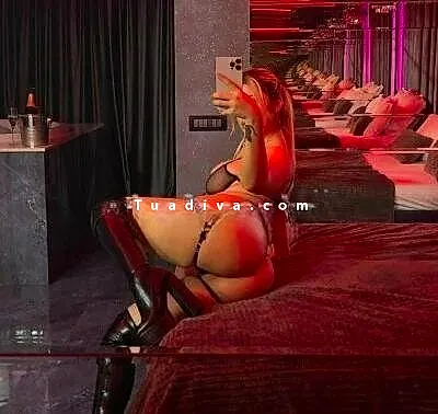 Scopri il Piacere con una Dea Bionda: Eventi, Fetish e Molto Altro a Torino! #1