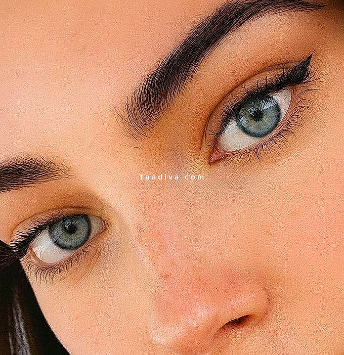 Dolcissima ragazza russa Baci alla francese preliminari naturale padrona massaggi EROTICI autorigenti . tachi a spillo .Ginnasta #3