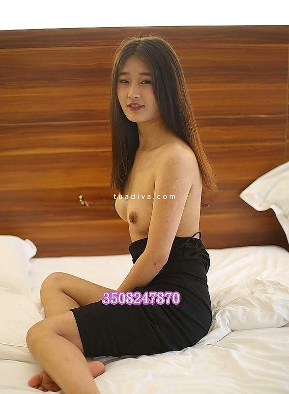 Siamo tre ragazze🟫🟪Se siete alla ricerca di qualcosa che è vero al 💯% . Io sono la scelta giusta per te !!! chiamami!!!non te pentirai !!!🟨🟧 #3