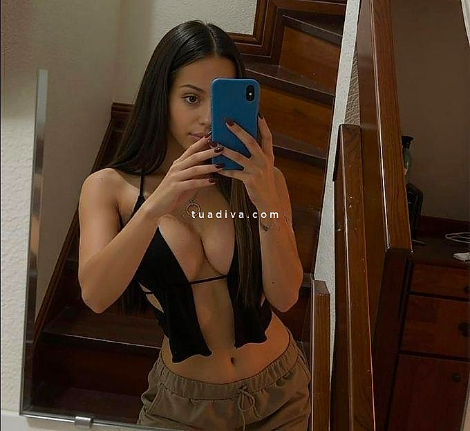 BELLA FIGA BOLLENTE TUTTA DA GUSTARE ❤ ❤ ❤ FIGA STRETA BAGNATA ❤ BOCCA 🌋 BELLA MORA SEXY #2