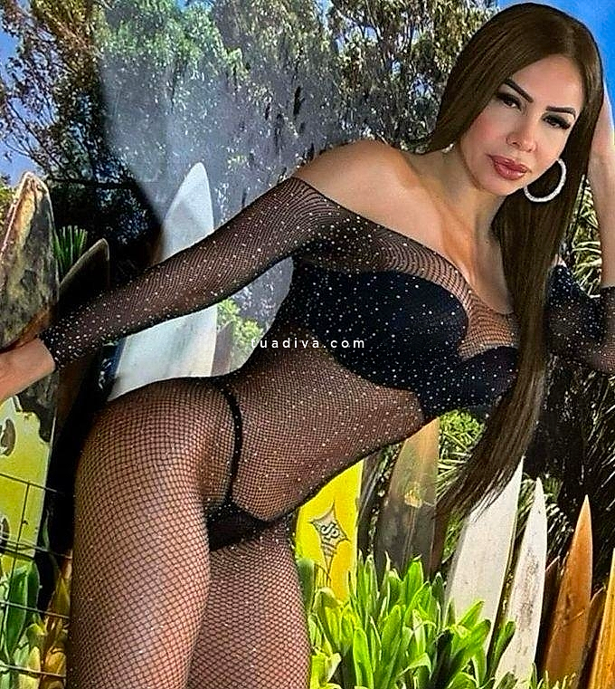 CIAO  GULIA BELLISSIMA MILF MORA CON UN LATO B TONDO  IMPAZZIRE🍒SENO PROVOCANTE ... LABBRA ANCHE PATATINA CARNOSA PER VERO SQUIRTING #1