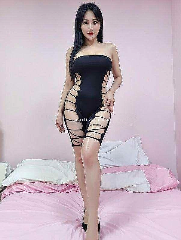 💥 nuovo ragazza orientale sexy 💥coccolona sexy completissima!!! > > > >> > > TUTTA DA GUSTARE E MASSAGGIO #1