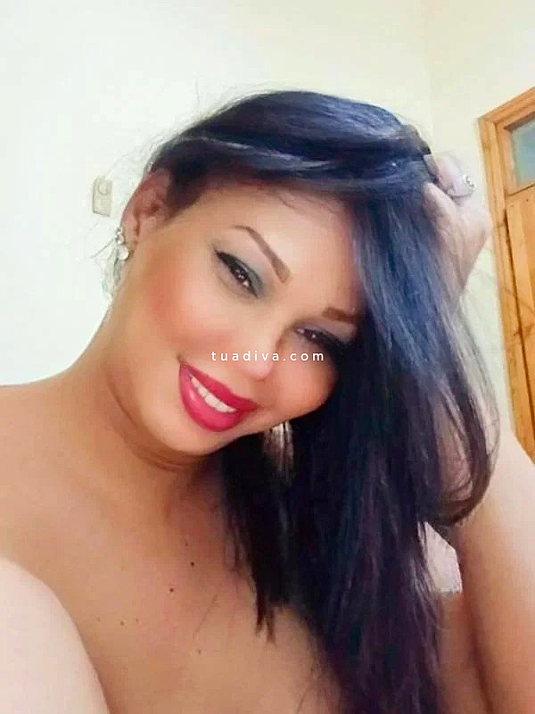 Regina del Sesso: Dolce, Travolgente, Senza Limiti! #1