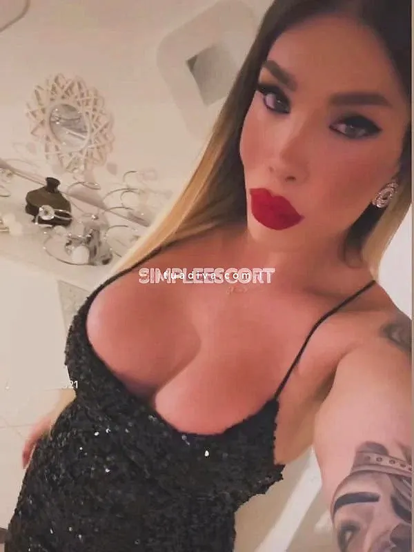 Ilary Blonde #2