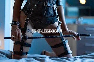 👠ARRIVATA LA REGINA DIL STRAPONE MISTRESS💃DOMINATRICE PERVERSA GIOCCO DI RUOLO,Ti trasformero nella mia puttana💃 con bei tacchi👠 e con i miei vestiti. #1