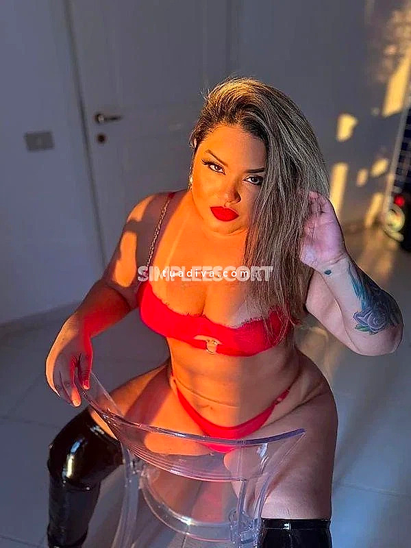 Regina del Piacere: Sensuale, Calda e Pronta per Te #1