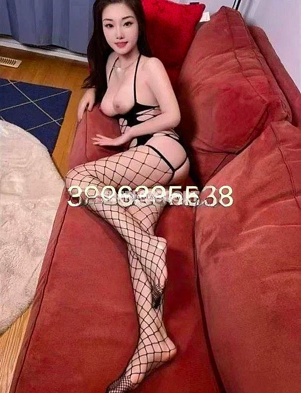 Bella Porcellina Orientale: Giochi Erotici Senza Limiti #2